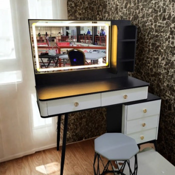 Nova Glow Retractable Vanity Set